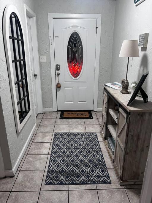Apartment 3 Bdrm Condo- 4 Pools, Hot Tub & Walk To