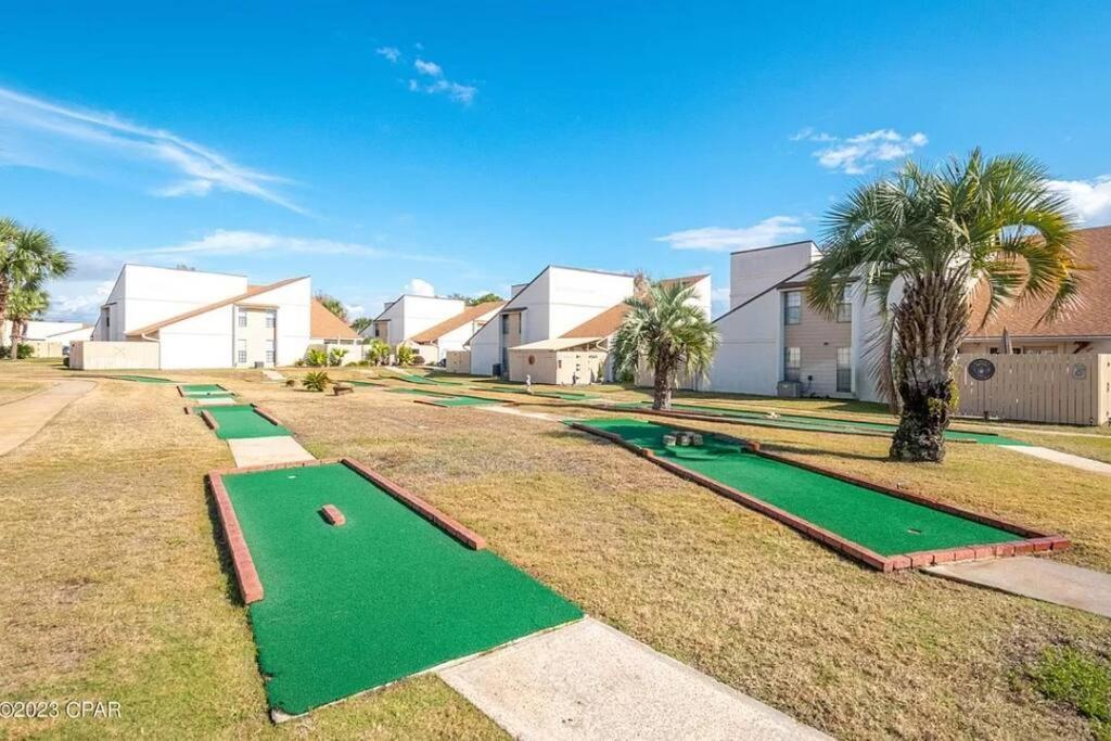 3 Bdrm Condo- 4 Pools, Hot Tub & Walk To