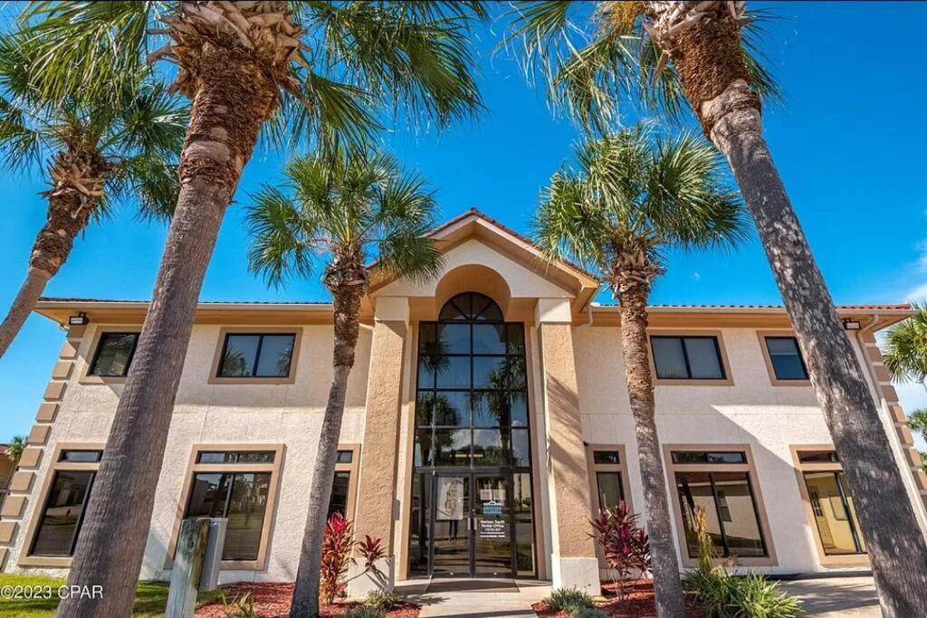 3 Bdrm Condo- 4 Pools, Hot Tub & Walk To * Panama City Beach
