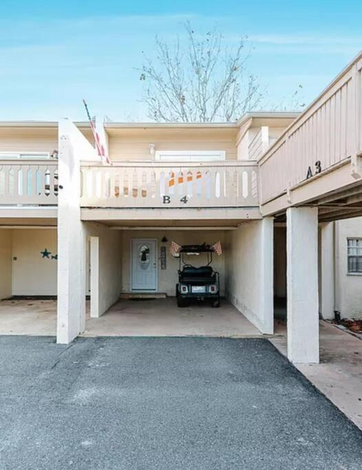 Apartment 3 Bdrm Condo- 4 Pools, Hot Tub & Walk To